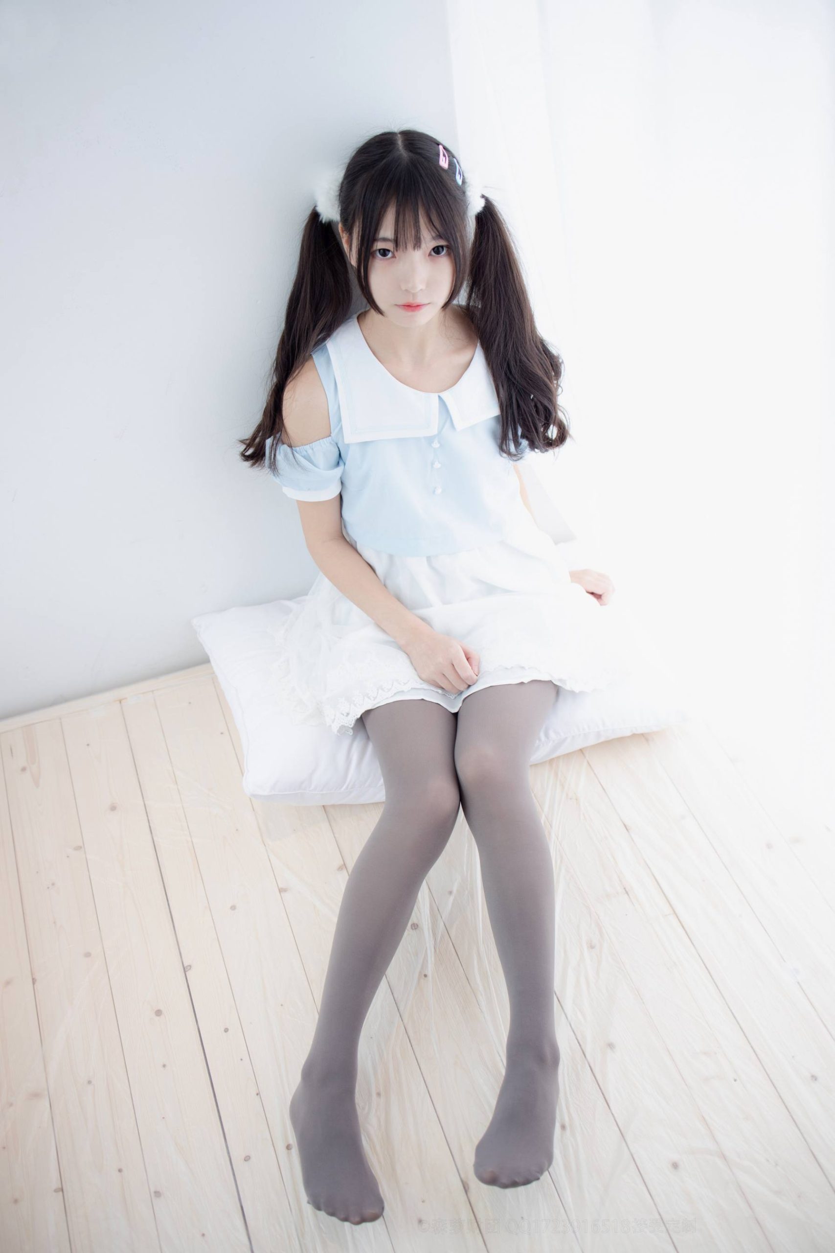 图片[2]-超级甜美的灰丝小姑娘【86P】20005-发街拍