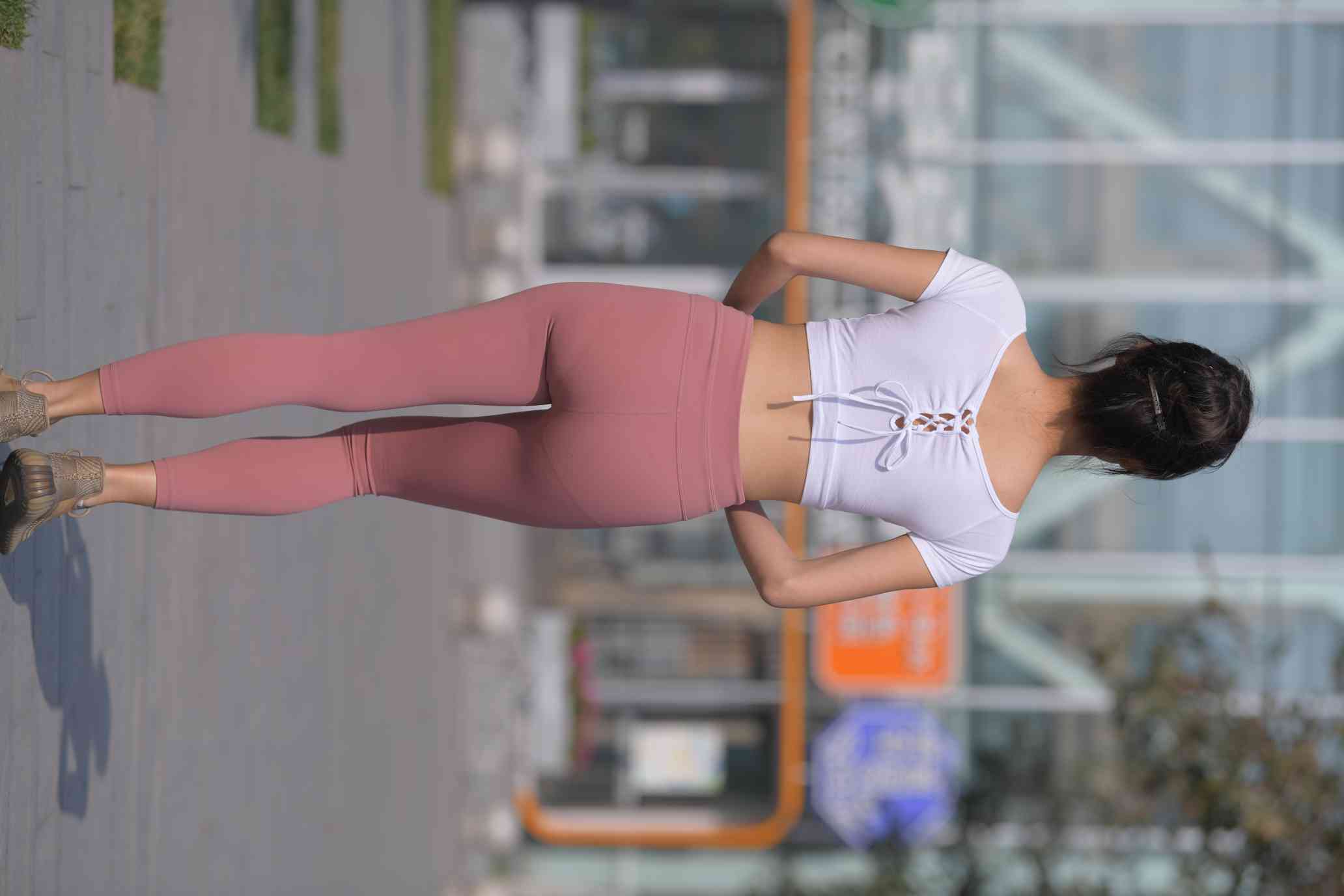 图片[1]-很漂亮的瑜伽裤女孩【419P】04013-发街拍