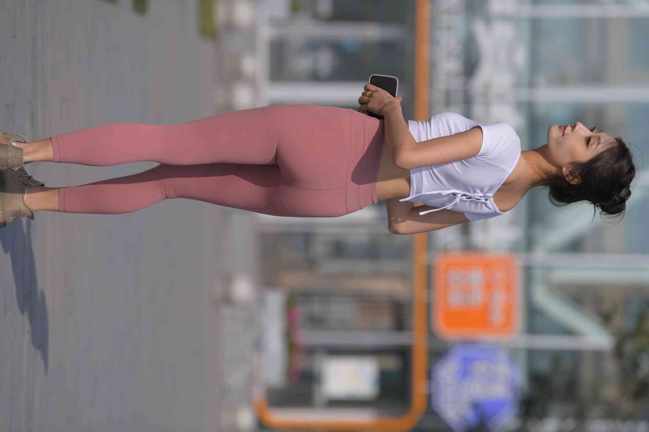 图片[2]-很漂亮的瑜伽裤女孩【419P】04013-发街拍