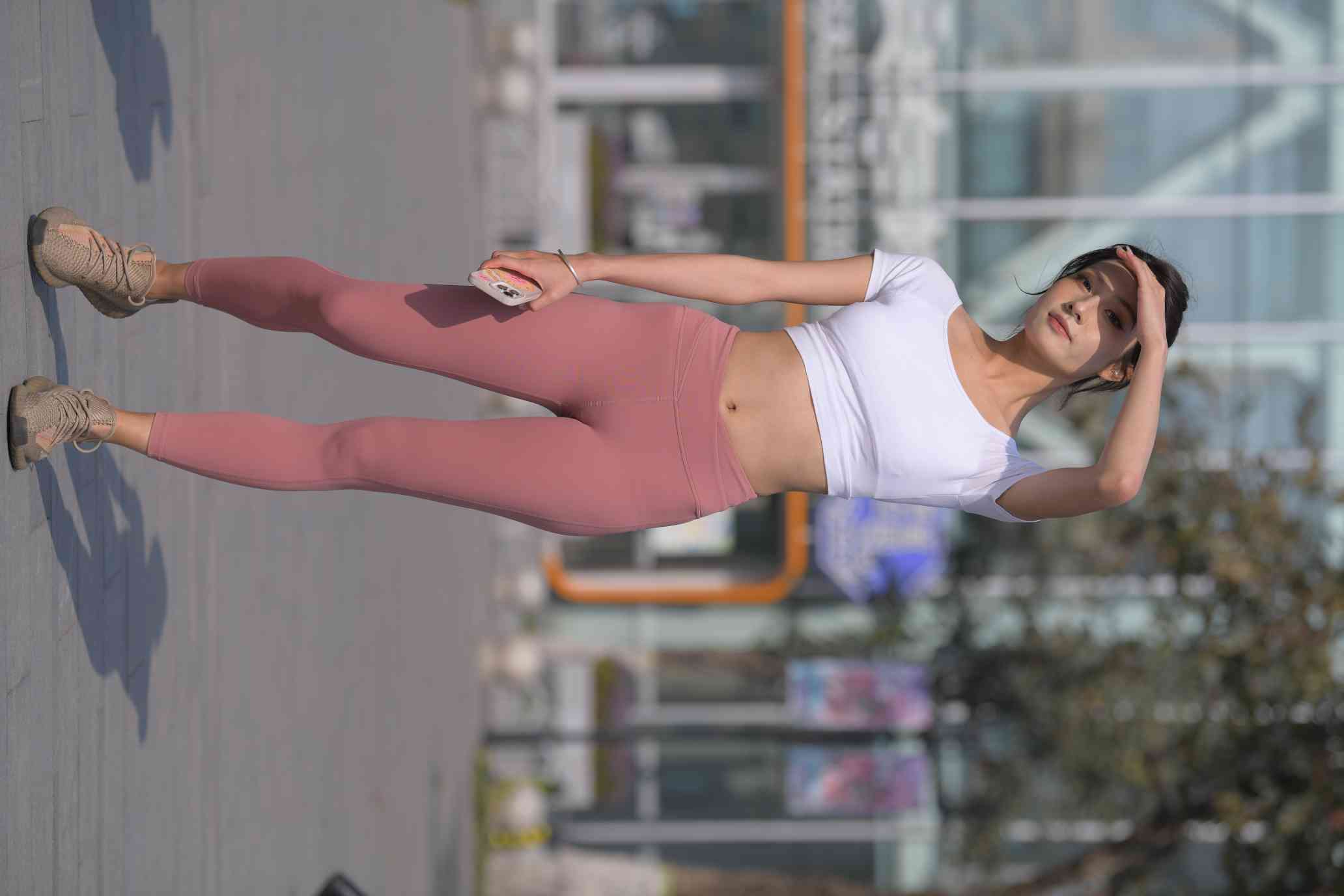 图片[4]-很漂亮的瑜伽裤女孩【419P】04013-发街拍