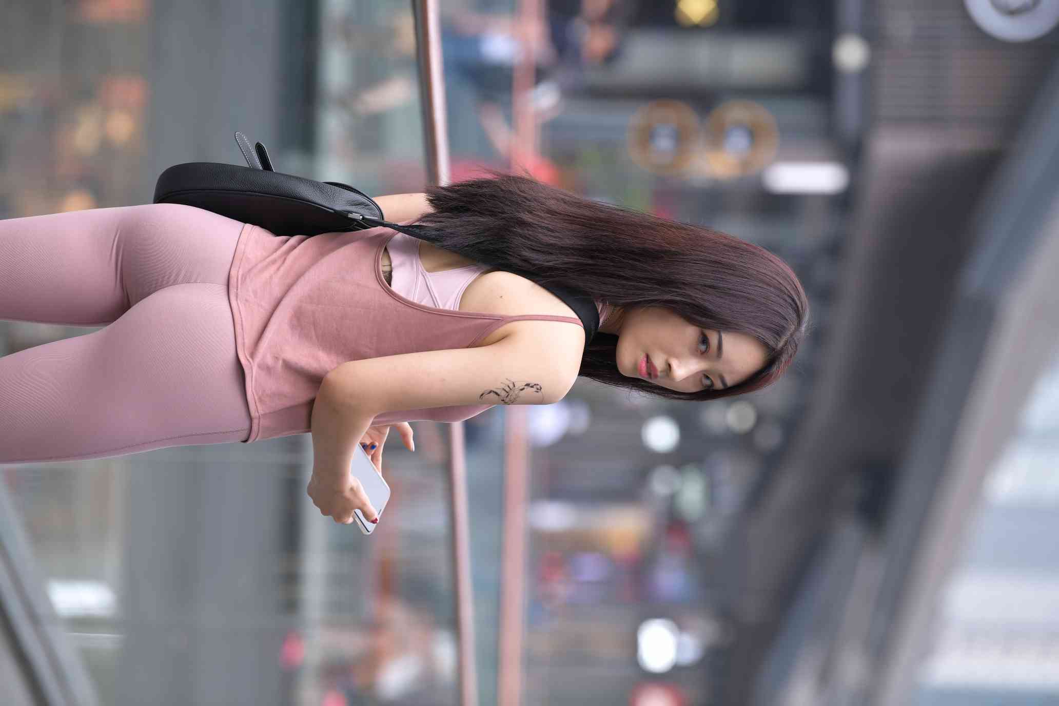 图片[2]-特别哇塞的瑜伽裤女人【217P】04018-发街拍