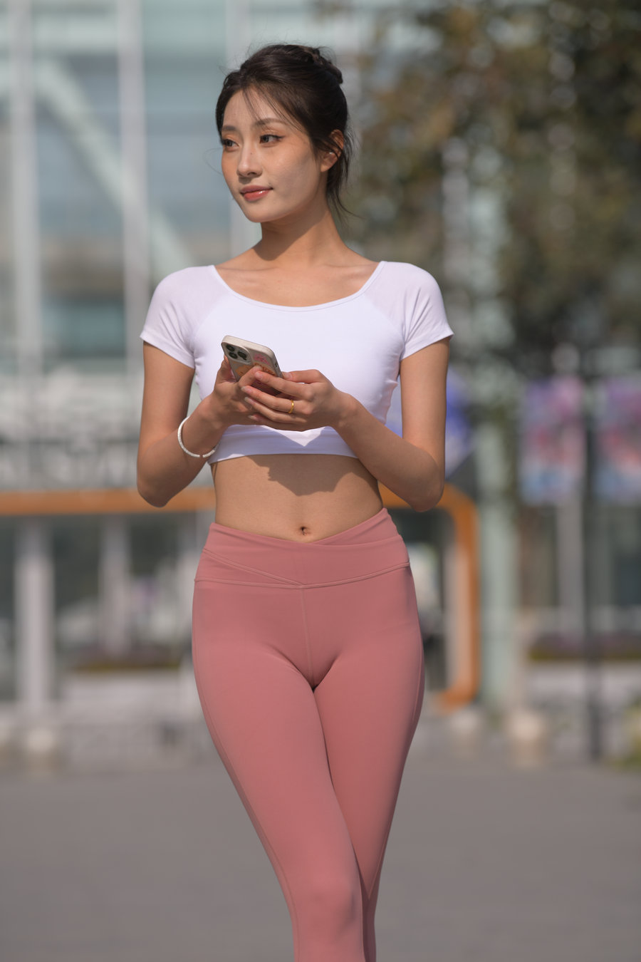 图片[1]-粉红色瑜伽裤女孩J4915 583P1V-26.4GB-发街拍