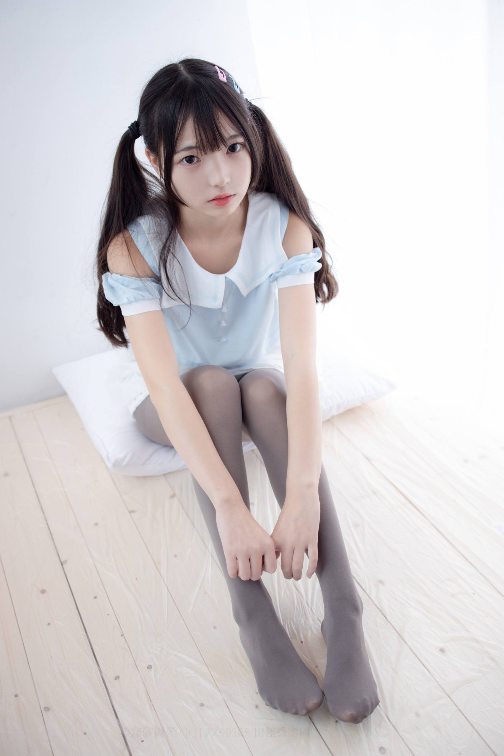 图片[3]-超级甜美的灰丝小姑娘【86P】20005-发街拍