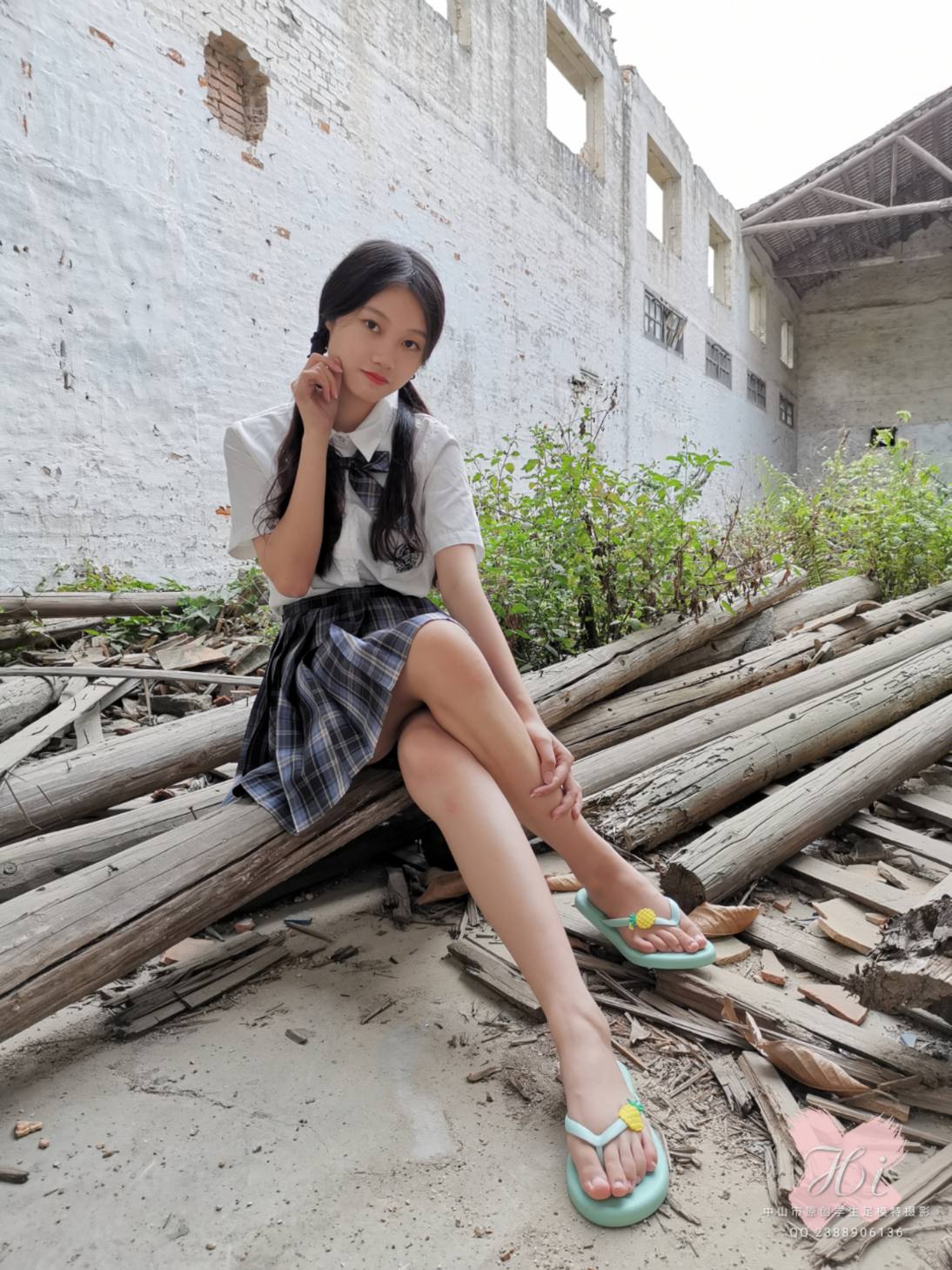 图片[1]-可爱的百褶裙双马尾女孩【167P】20029-发街拍