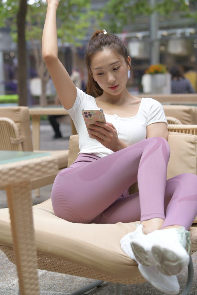 图片[6]-香芋色瑜伽裤高马尾漂亮女孩J2206 545P1V-19.1GB-发街拍