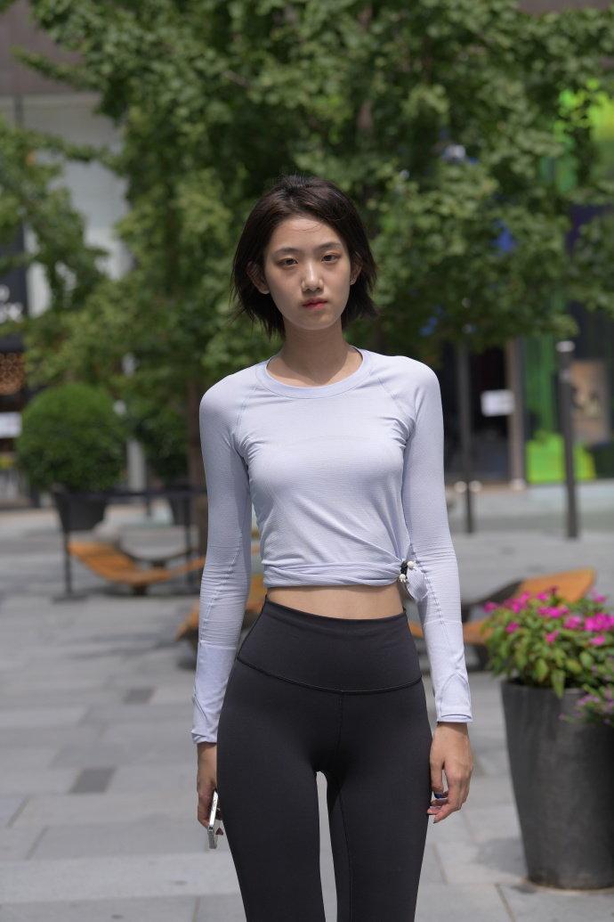 图片[1]-短发长腿的女生J2791 292P-5.71GB-发街拍