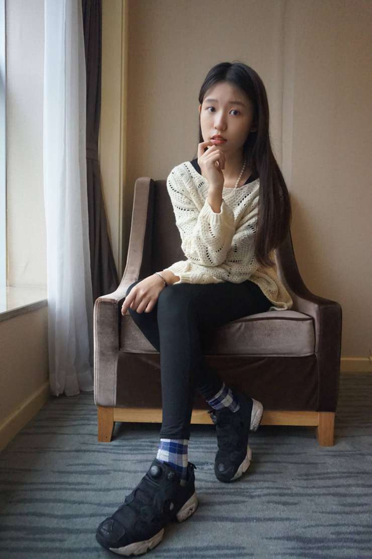 图片[2]-眼神很清澈的赤脚女孩【59P】20020-发街拍