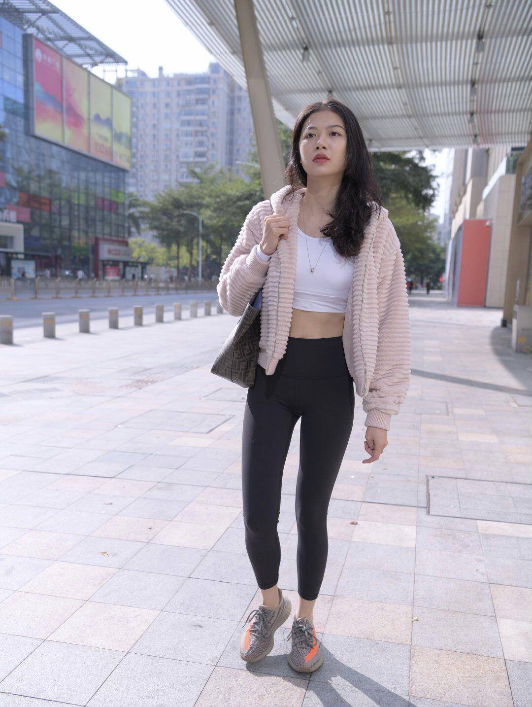 图片[3]-逛街的紧身瑜伽裤女孩 J1455 411P2V-26.6GB-发街拍