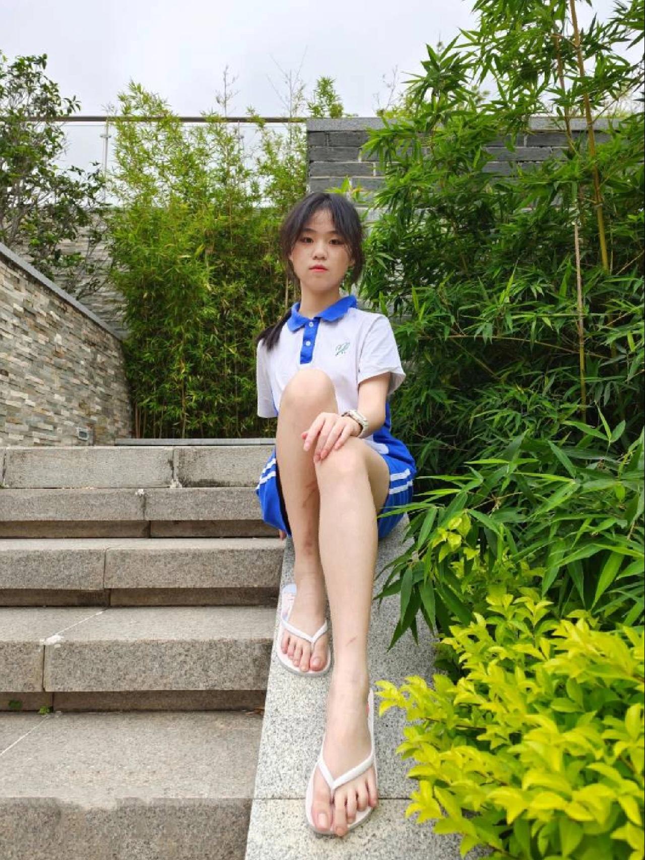 图片[4]-穿校服非常清纯的小姑娘【49P】20003-发街拍