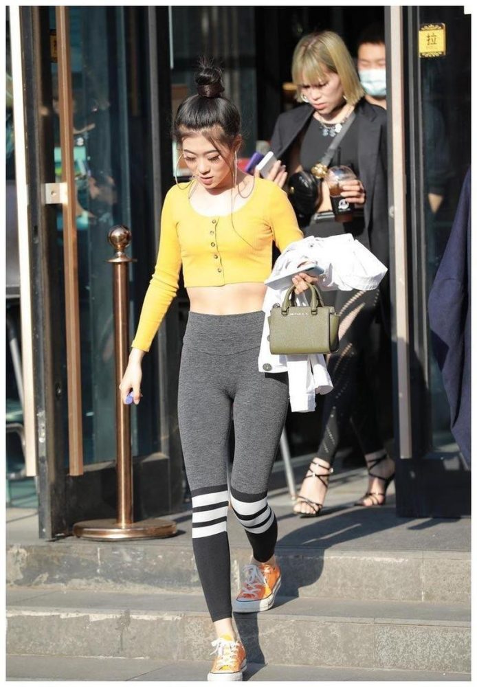 图片[3]-大耳环瑜伽裤女孩J2126 102P5V-2.62GB-发街拍