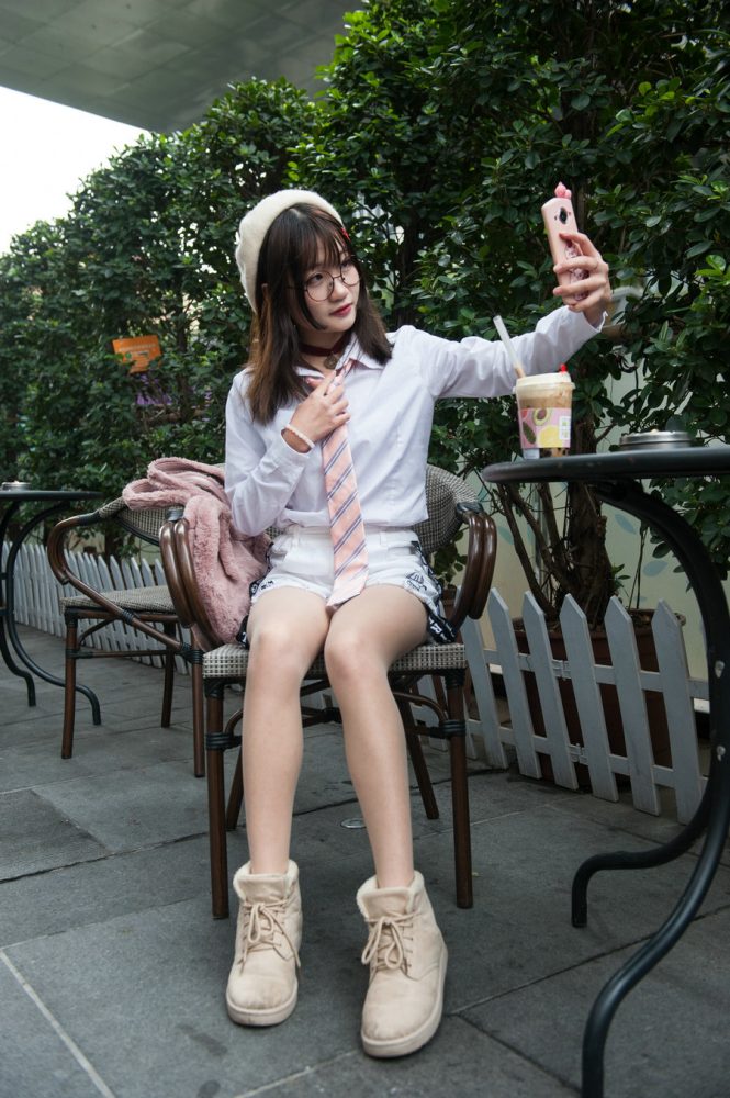 J1892 181P-1.06GB-发街拍