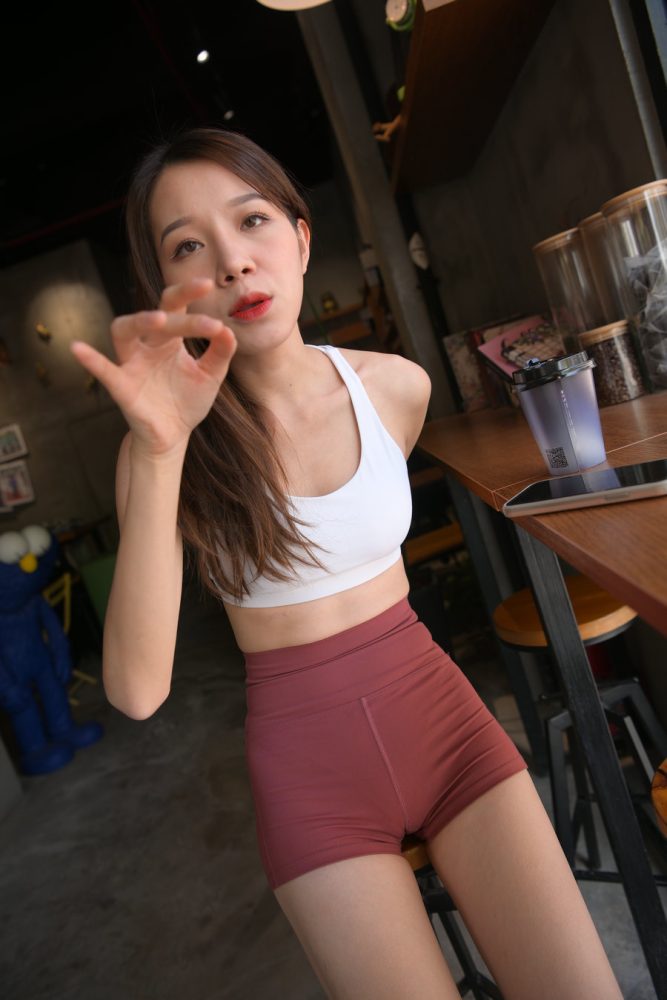 J1464 723P1V-20.1GB-发街拍