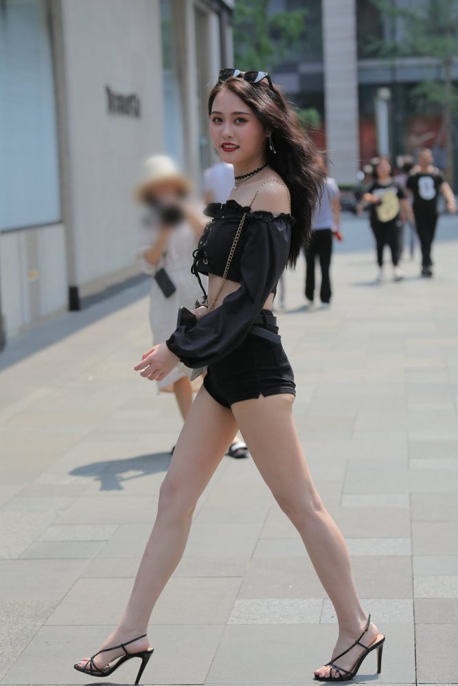 J1364 285P4V-14.0GB-发街拍