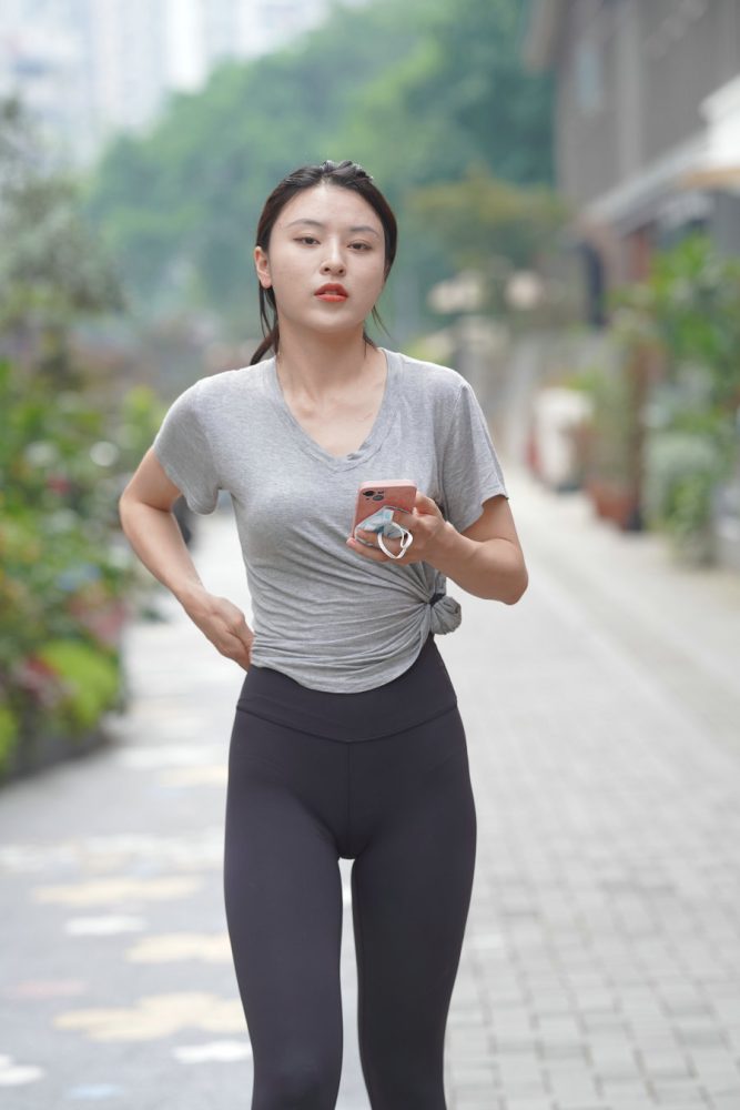 户外运动的瑜伽裤女孩J3008 845P2V-22.9GB-发街拍