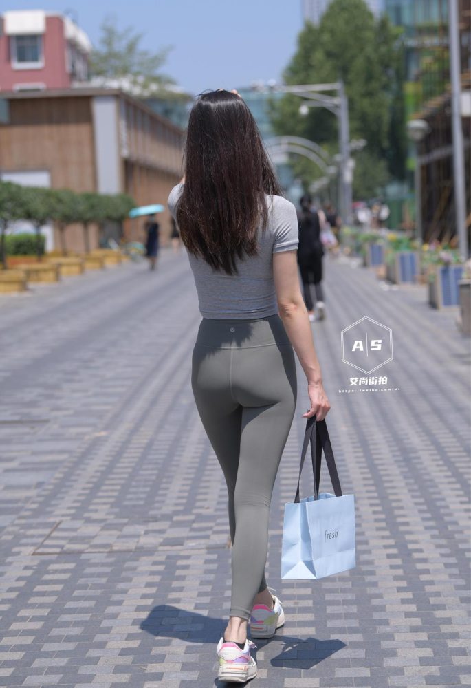 非常漂亮的瑜伽裤女孩J2192 501P1V-15.5GB-发街拍